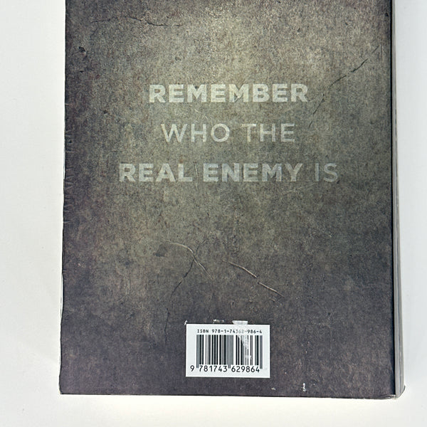 Suzanne Collins Catching Fire back cover image