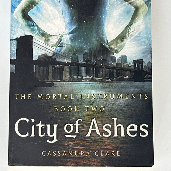 Cassandra Clare City of Ashes front cover image