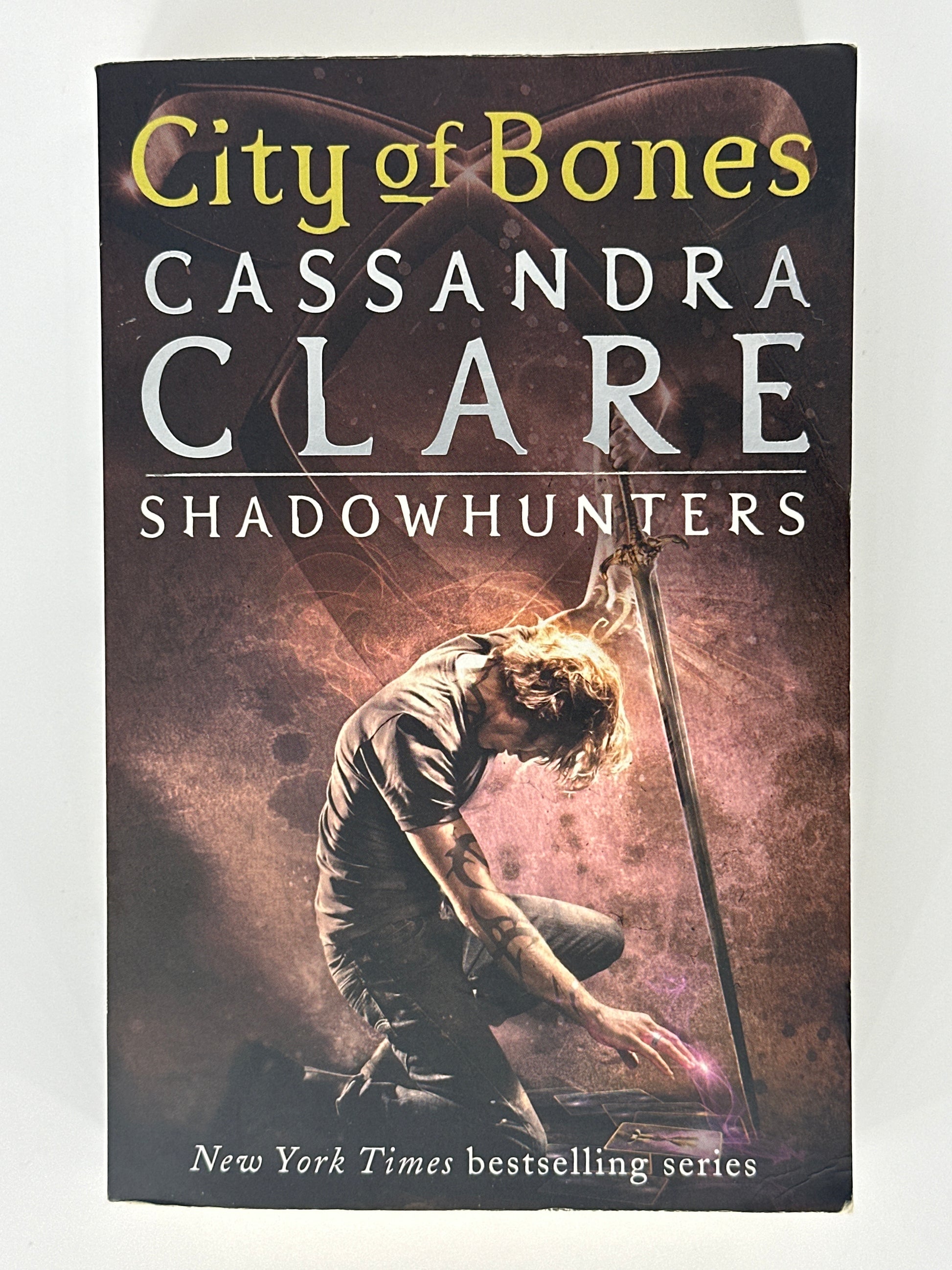 Cassandra Clare City of Bones front cover image2