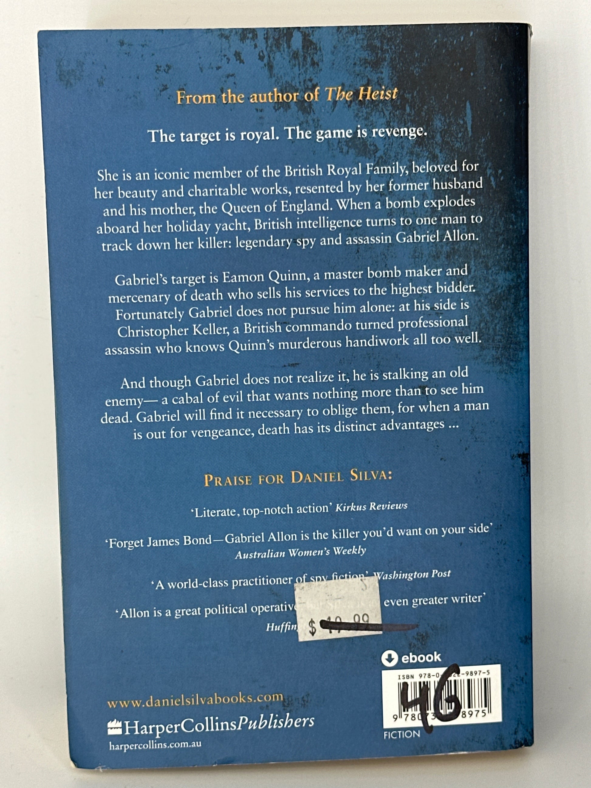 Daniel Silva The English Spy actual back cover used books