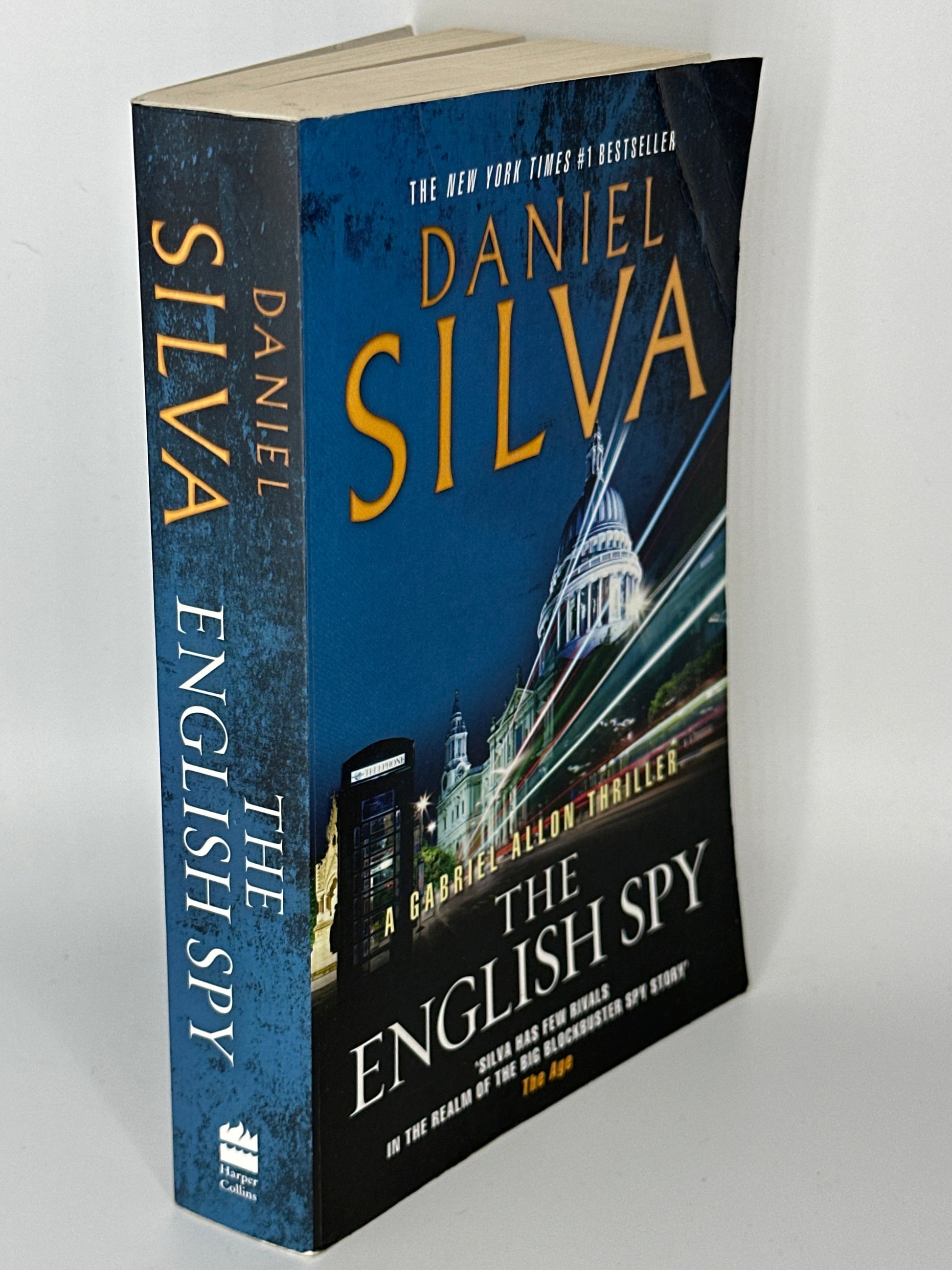 Daniel Silva The English Spy actual spine used books