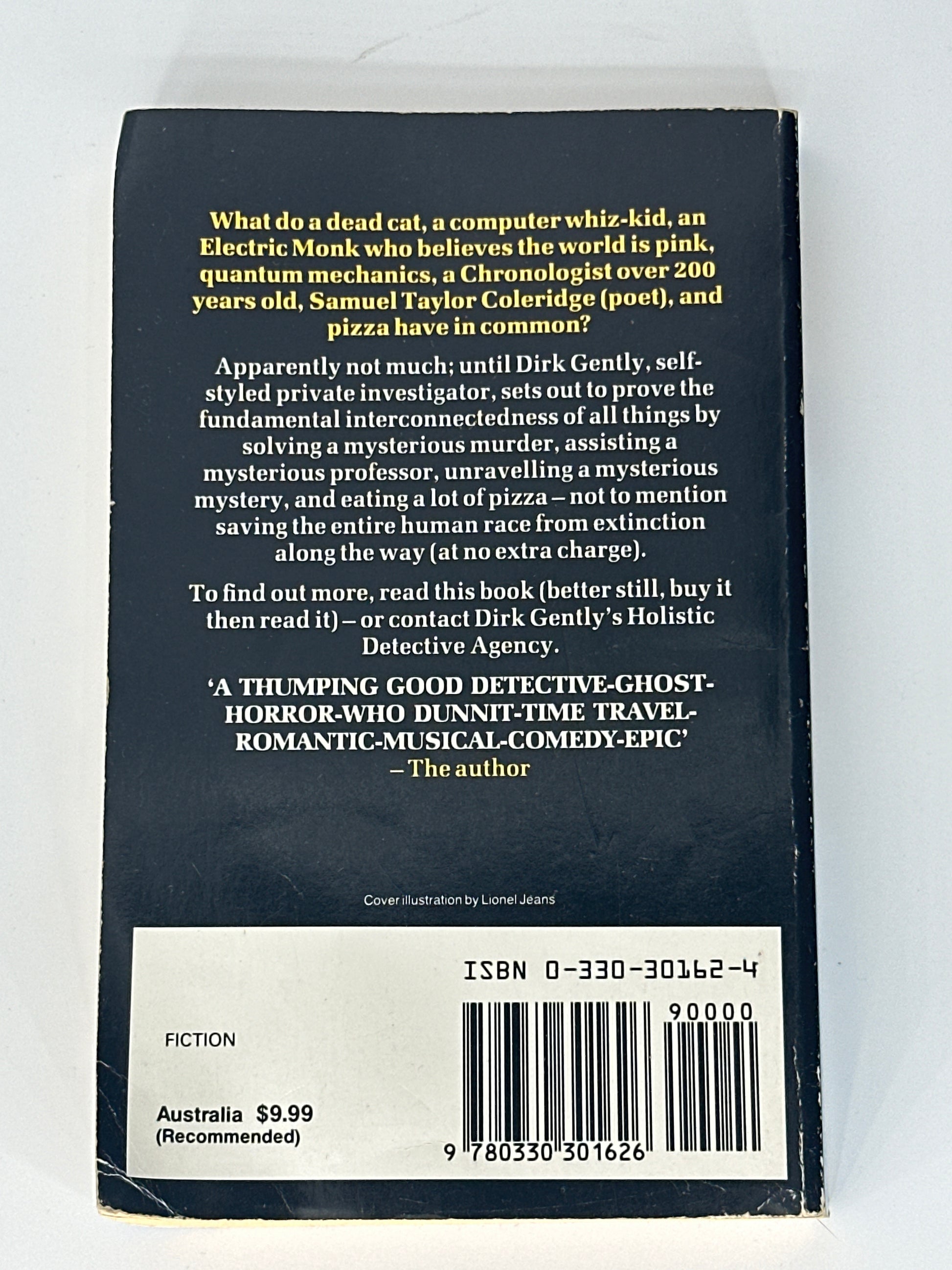 Douglas Adams Dirk Gently's Holistic Detective Agency back cover image