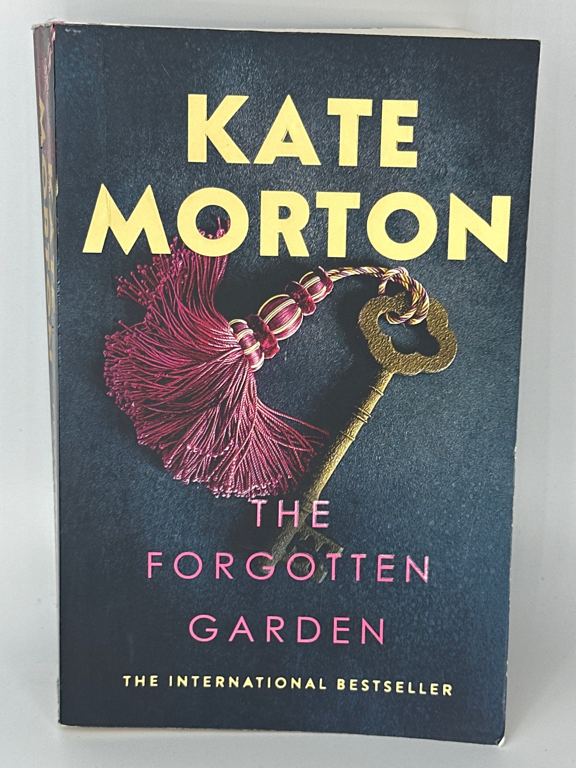 Kate Morton The Forgotten Garden actual front cover used books