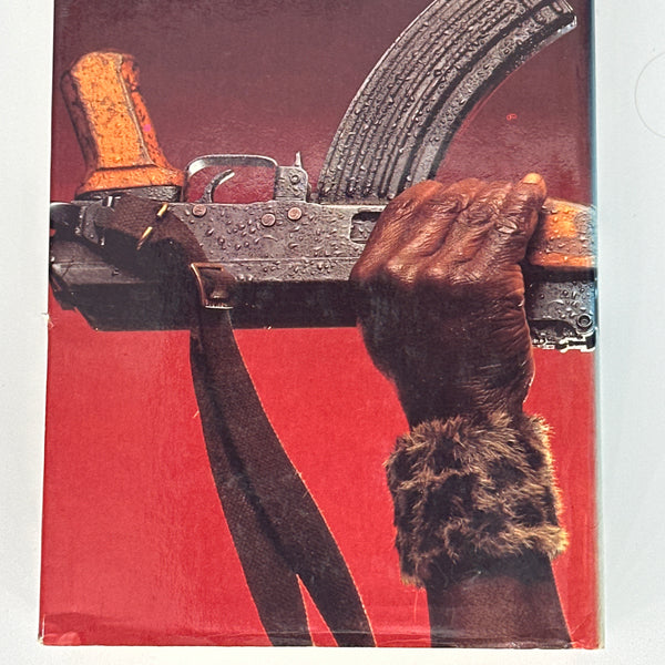 Wilbur Smith Leopard Hunts in Darkness back cover image
