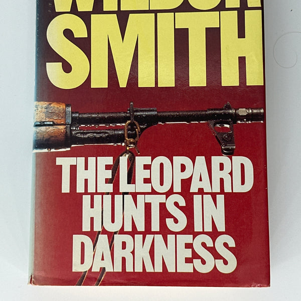 Wilbur Smith Leopard Hunts in Darkness front cover image