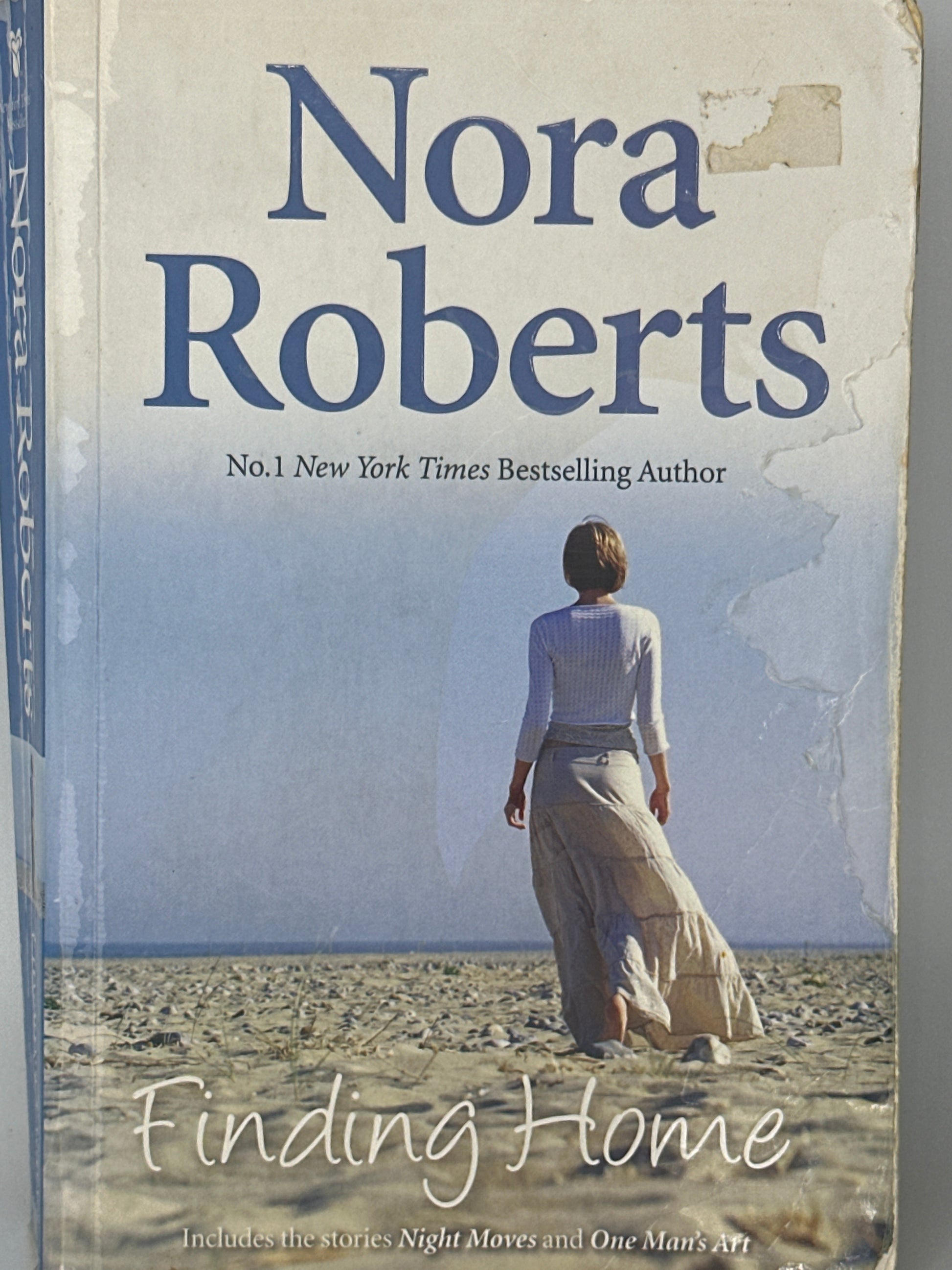Nora Roberts Finding Home: Night Moves / One Man's Art actual front cover used books 