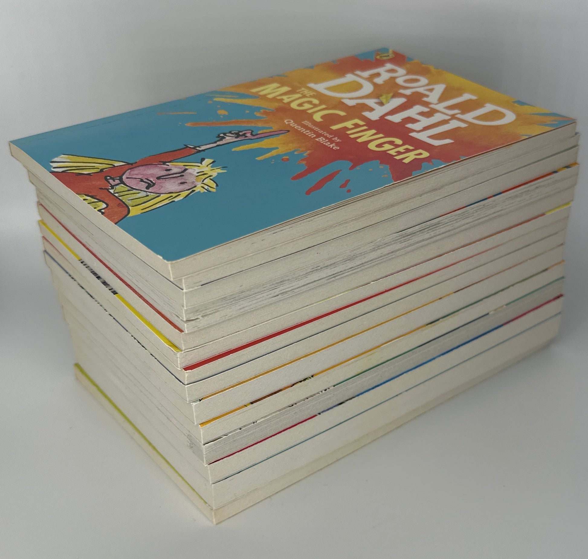Roald Dahl's Mavellous Joke Book cover used books