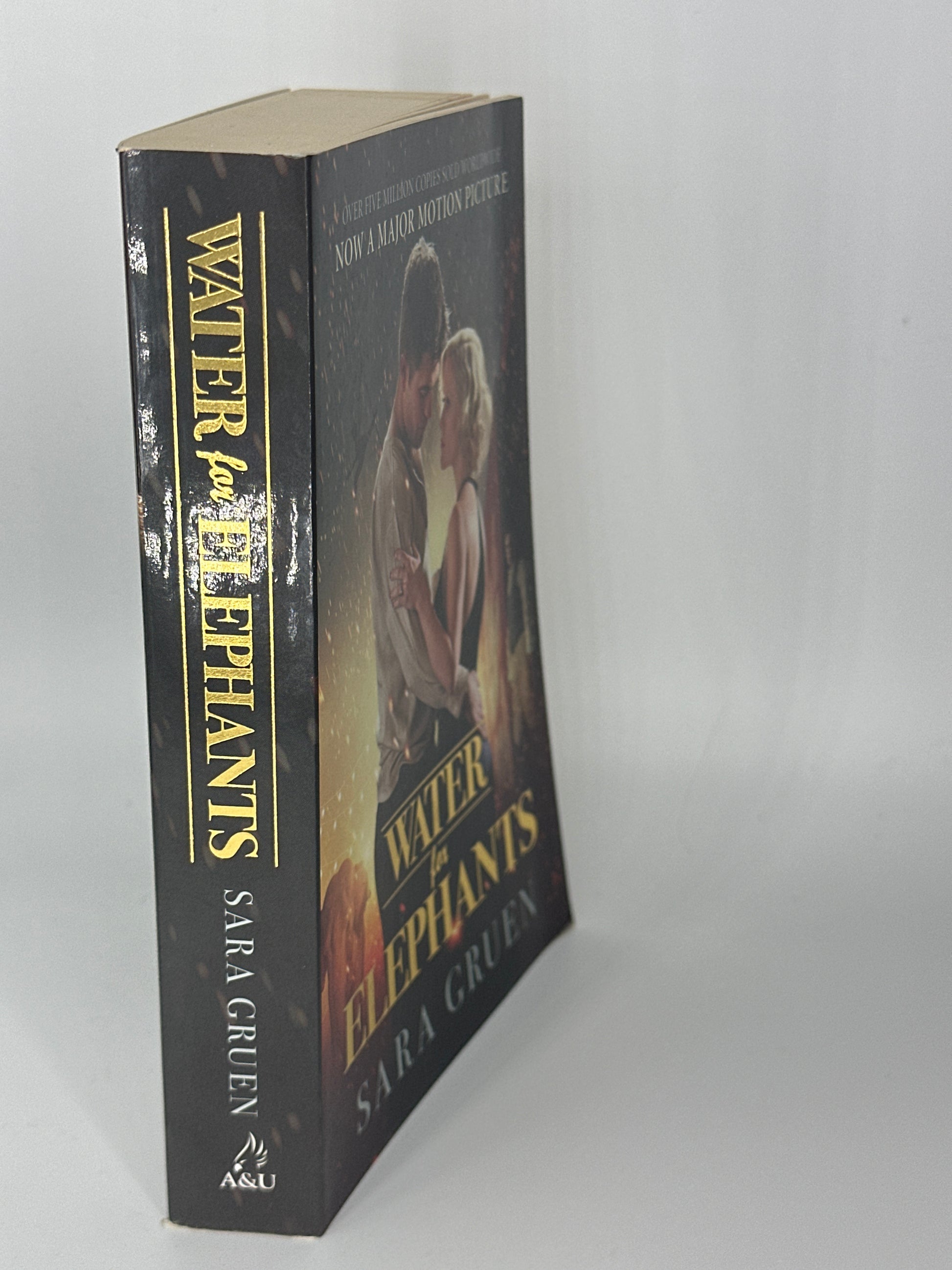Sara Gruen Water for Elephants actual spine used books