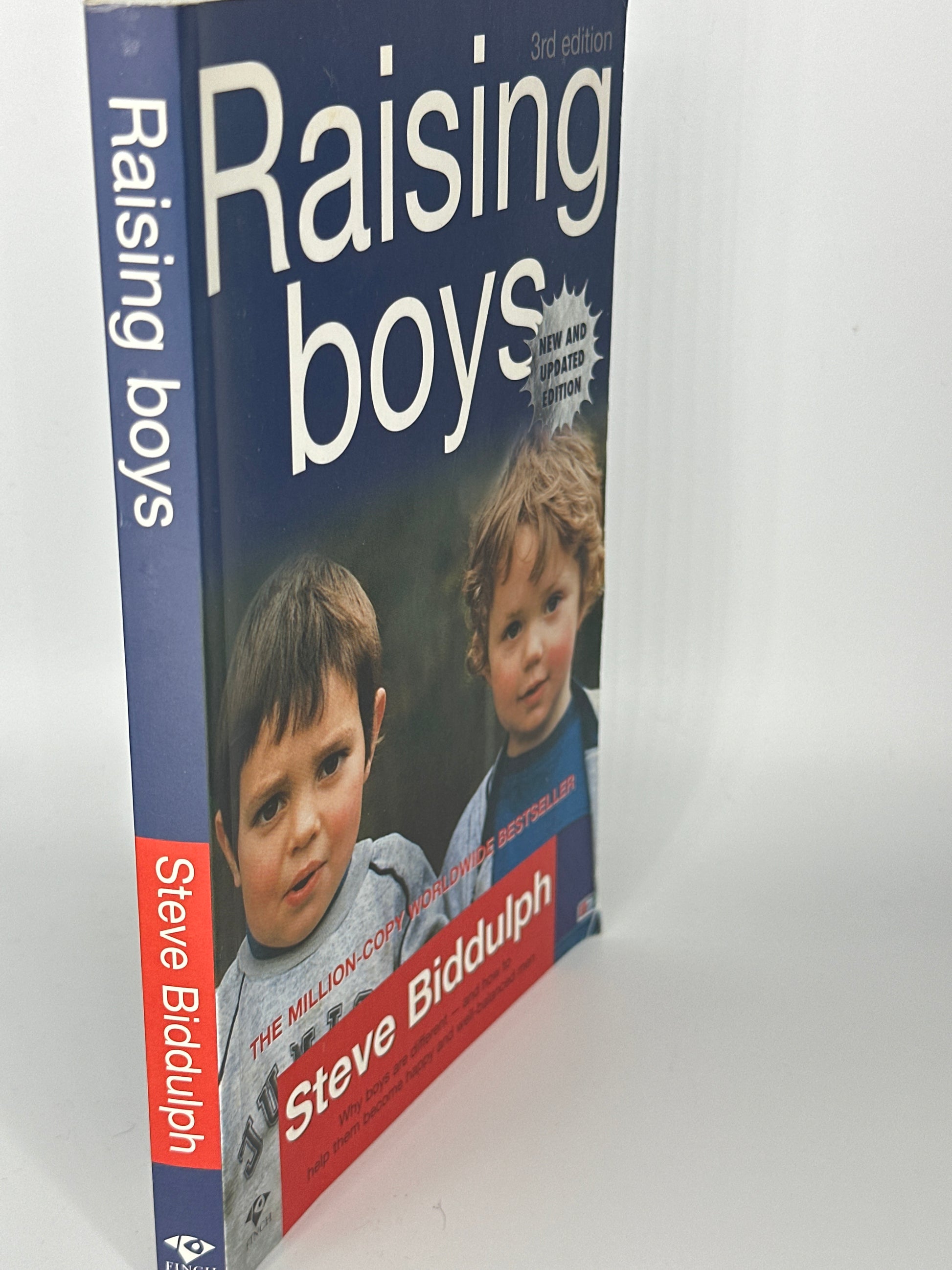 Steve Biddulph Raising Boys: Why Boys are Different - and How to Help Them Become Happy and Well-balanced Men actual spine used books