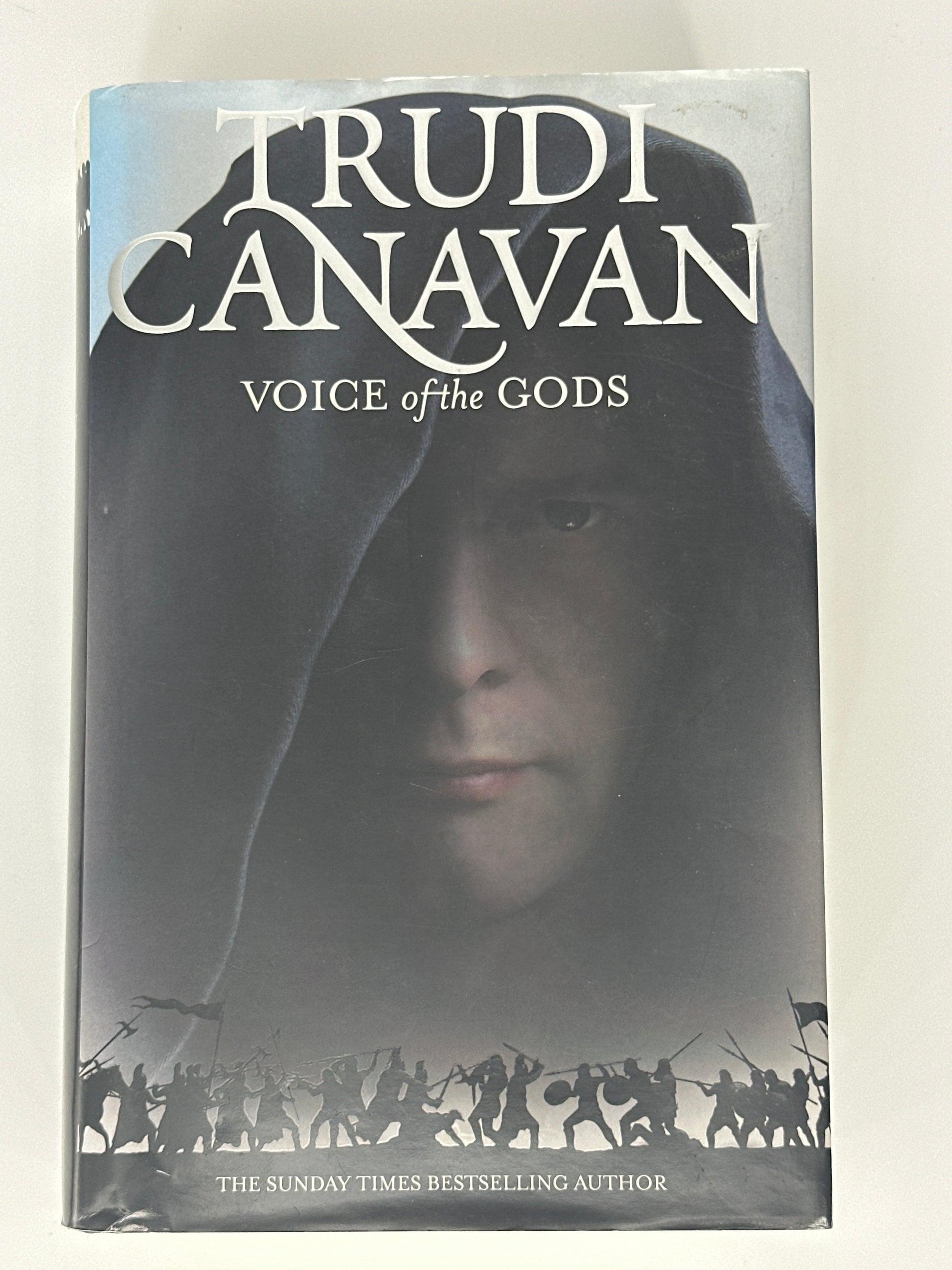 Trudi Canavan Voice of the Gods cover image